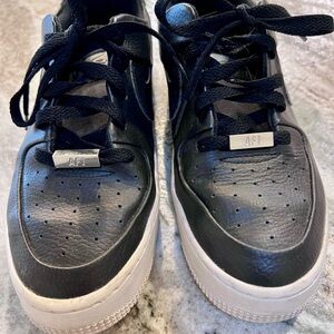 Nike AF1 Platform Sneakers